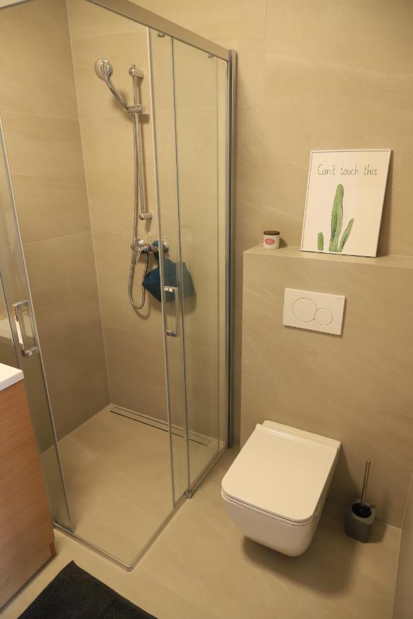 Brand New Apartment In Private Resort Liptovský Mikuláš Exteriör bild